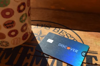 Discover Card: A Comprehensive Guide to its Benefits and Features